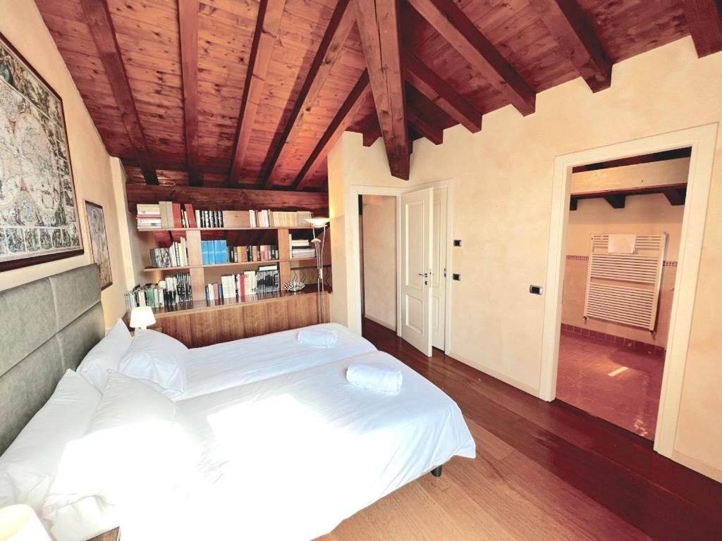 Residence Corte Ferrari -Ciao Vacanze- Moniga del Garda Exterior foto