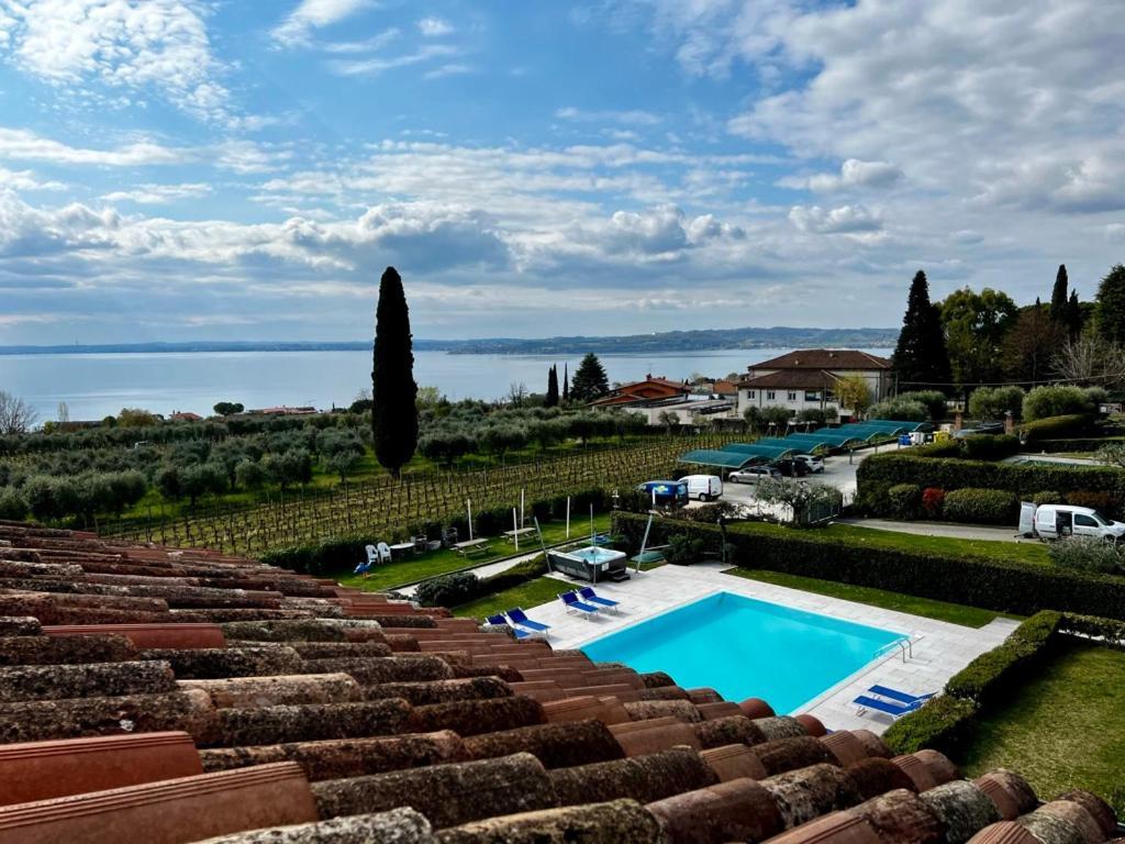 Residence Corte Ferrari -Ciao Vacanze- Moniga del Garda Exterior foto