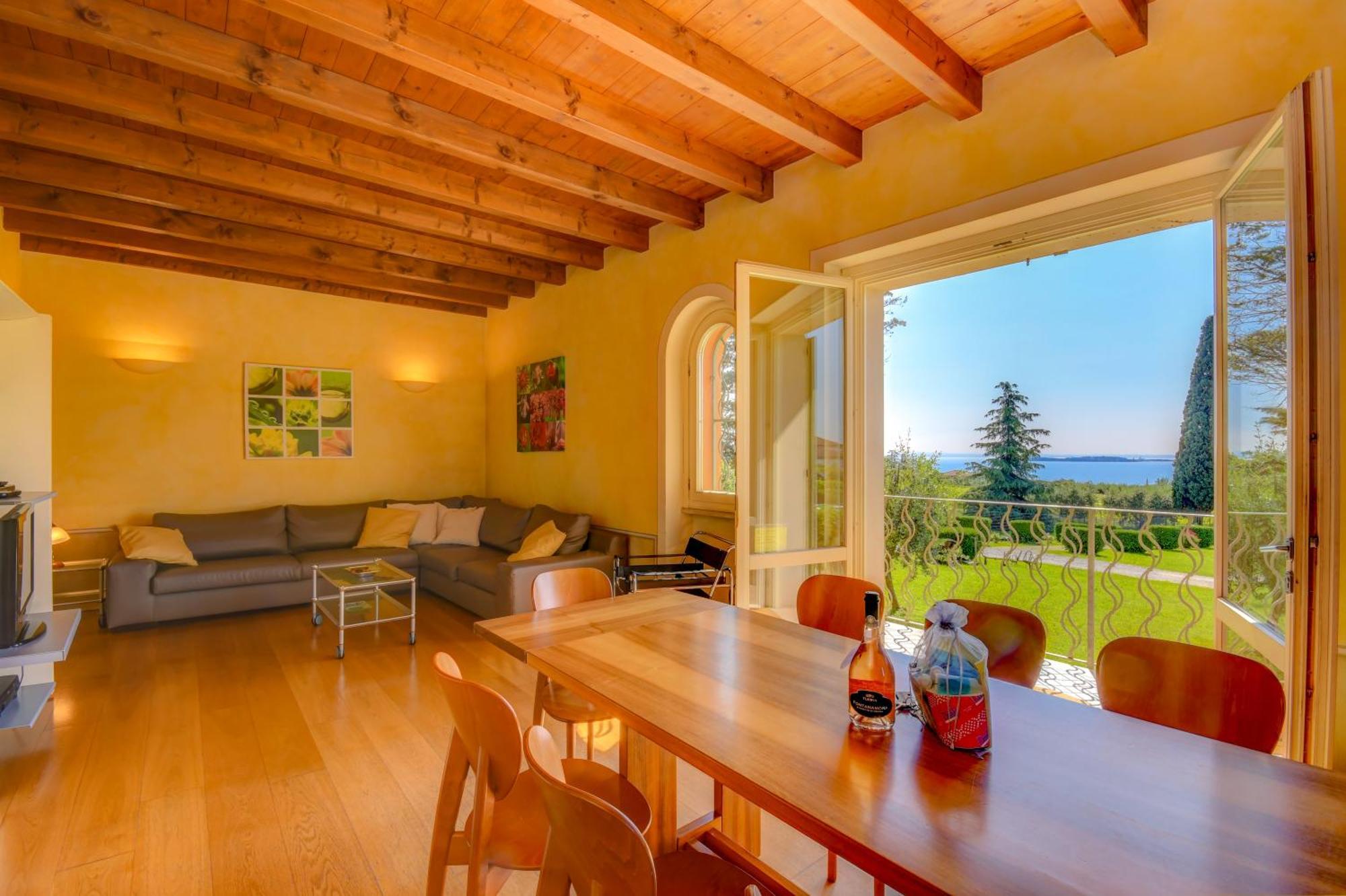 Residence Corte Ferrari -Ciao Vacanze- Moniga del Garda Habitación foto