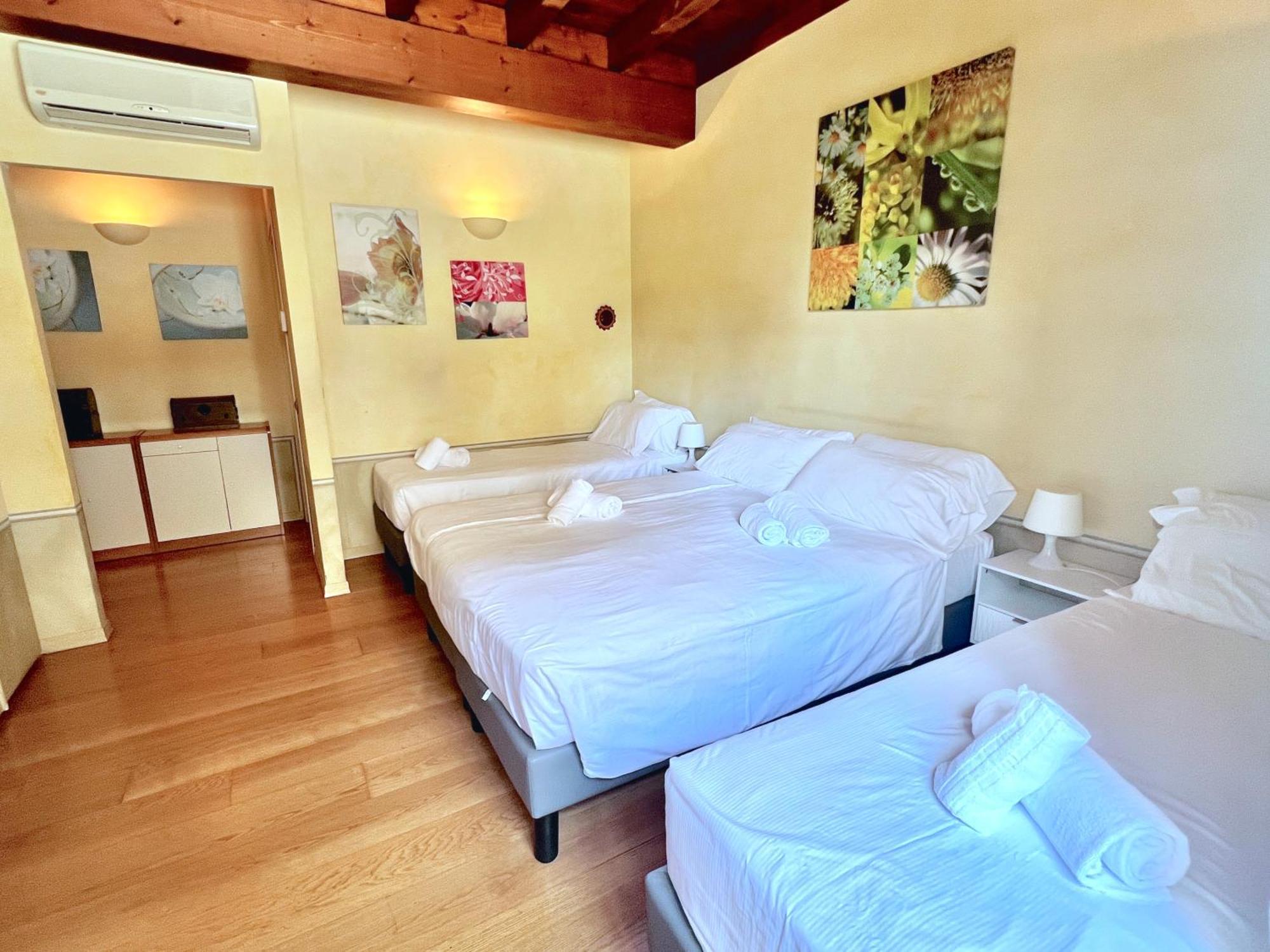 Residence Corte Ferrari -Ciao Vacanze- Moniga del Garda Habitación foto