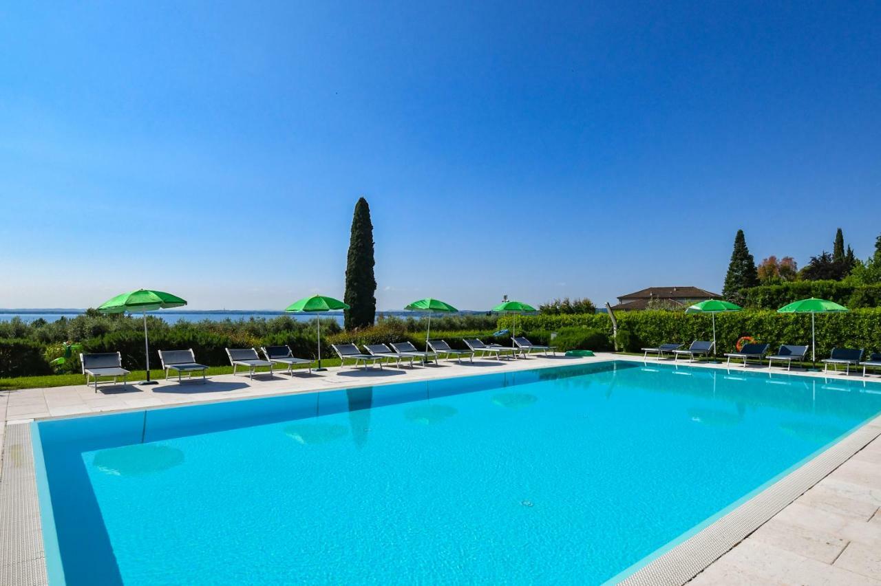 Residence Corte Ferrari -Ciao Vacanze- Moniga del Garda Exterior foto